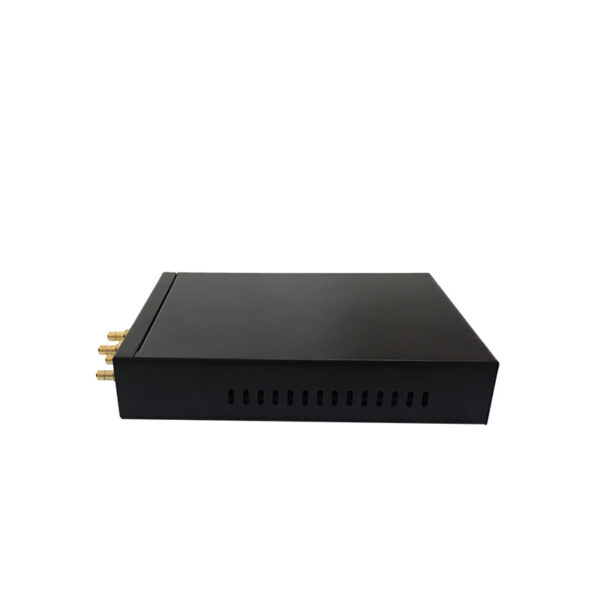 2.4G wifi openwrt vehicle bus router 4g lte (7)